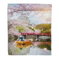 Фланелен хвърляне на одеяло розово замък Химеджи Красив черешов цвят през пролетния сезон мек за диван и диван